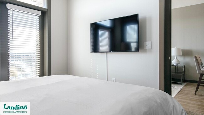 Photo - 3875 Burnham St Unidad 3201