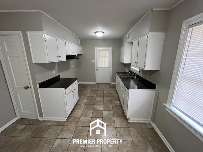 Photo - 3816 Cazassa Rd