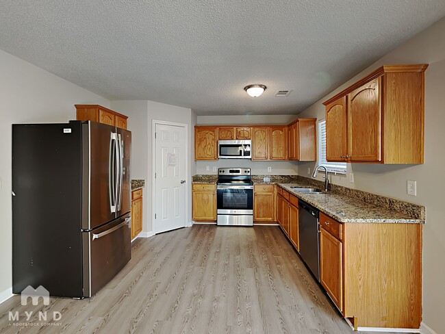 Photo - 6132 Hickory Ln Dr