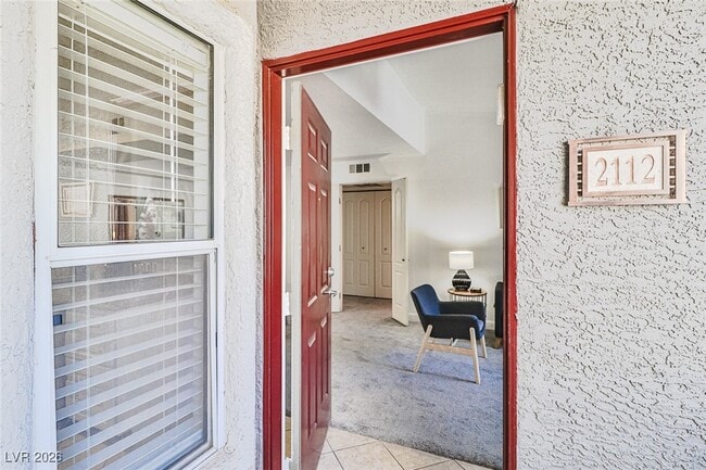 Building Photo - 5055 W Hacienda Ave Unit 2112