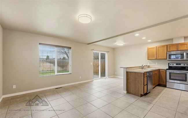 Photo - Whit226 Unit #1