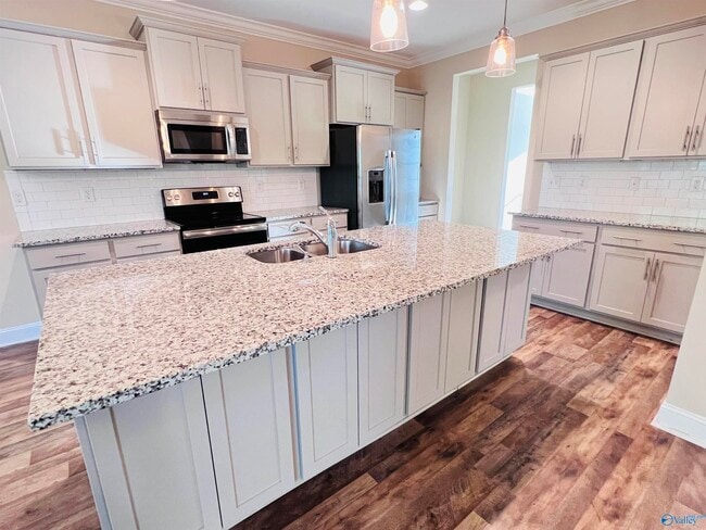 Photo - 114 Summer Pointe Ln NW