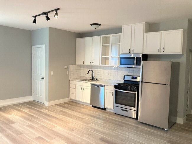 Kitchen - 1625 Albatross Way Unit 1