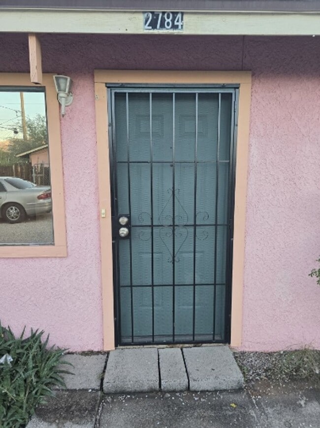 Photo - TRIPLEX 2BD/1BA COMING SOON!!! SPACIOUS BACKYARD!!