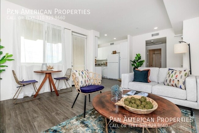 Building Photo - 840 S Magnolia Ave Unit 1304