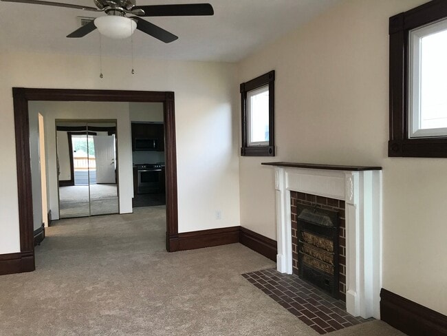 Photo - 1110 19th St Unidad Apt. B