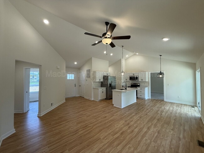 Photo - 47 Birch Ln