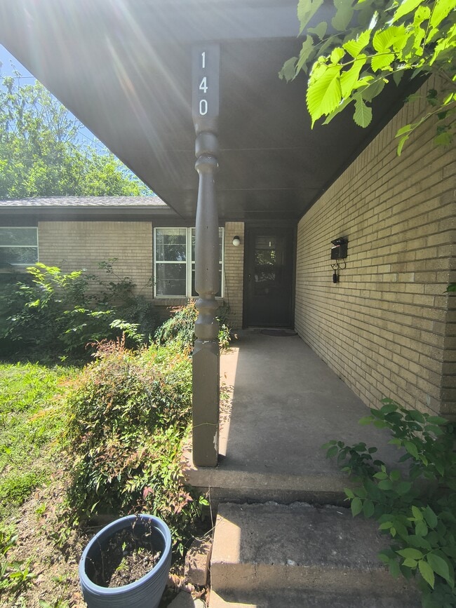 Photo - 140 Ridgecrest Rd