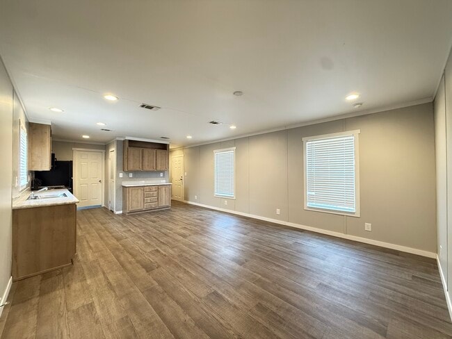 Photo - 131 Eloise St