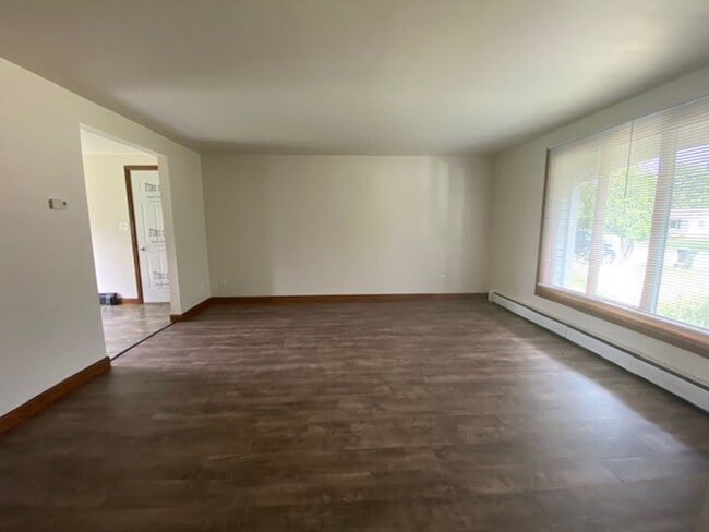 Photo - 2068 Terry Ln