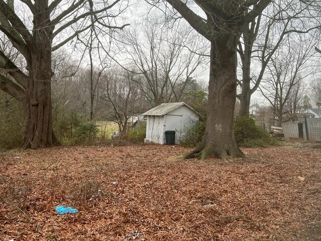 Photo - 610 S Chapel St