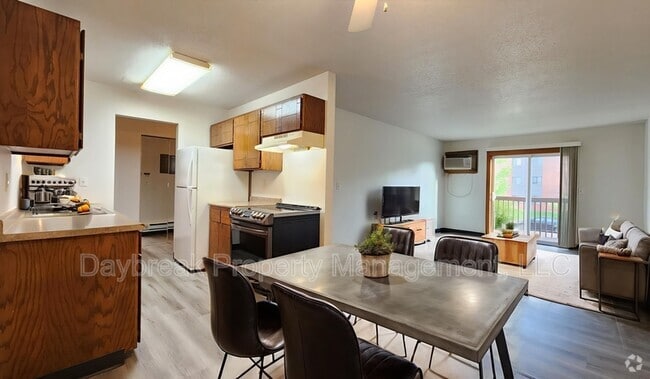 Building Photo - 2421 20th Ave S Rental