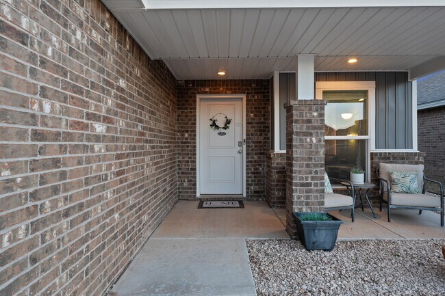 Photo - 7417 31st St