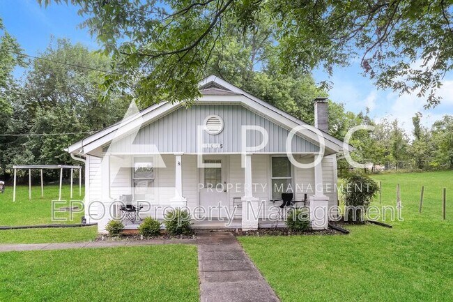 Building Photo - 1615 Zeverly St Rental