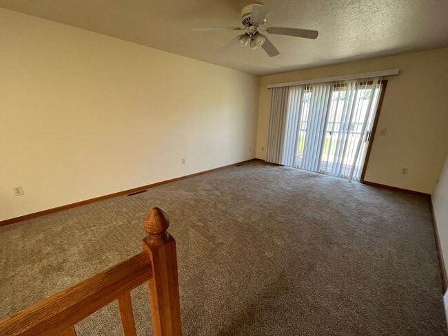 Photo - 629 29th Ave NE Unit 629 29th Ave N Apt 3