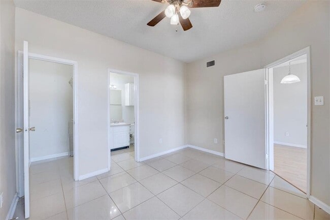 Photo - Edgecreek #212 Unidad 212