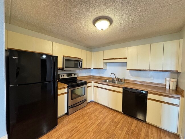 Photo - 200 Cove Way Unidad 205