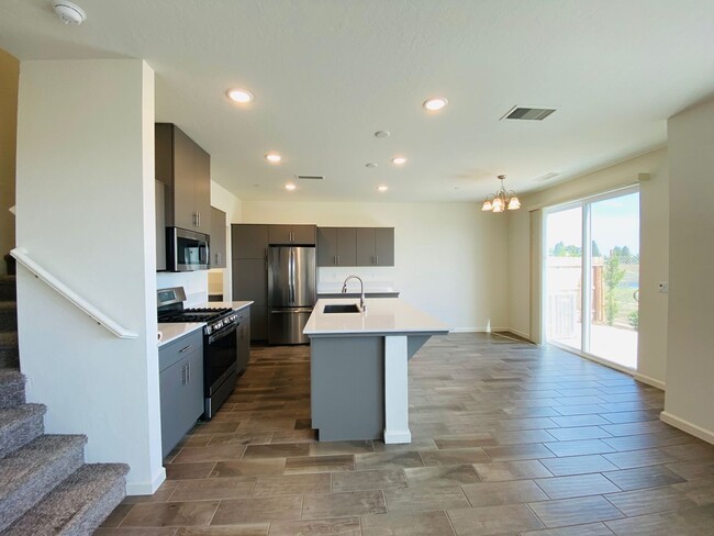 Photo - $2,395 Alluvial & Fowler, 3 Bedroom Home -...