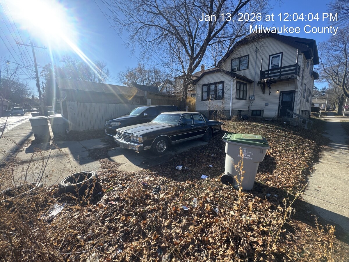 Photo - 2578 N 52nd St