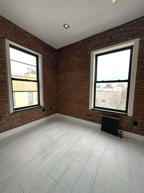 111 E 119th St Unit 5C
