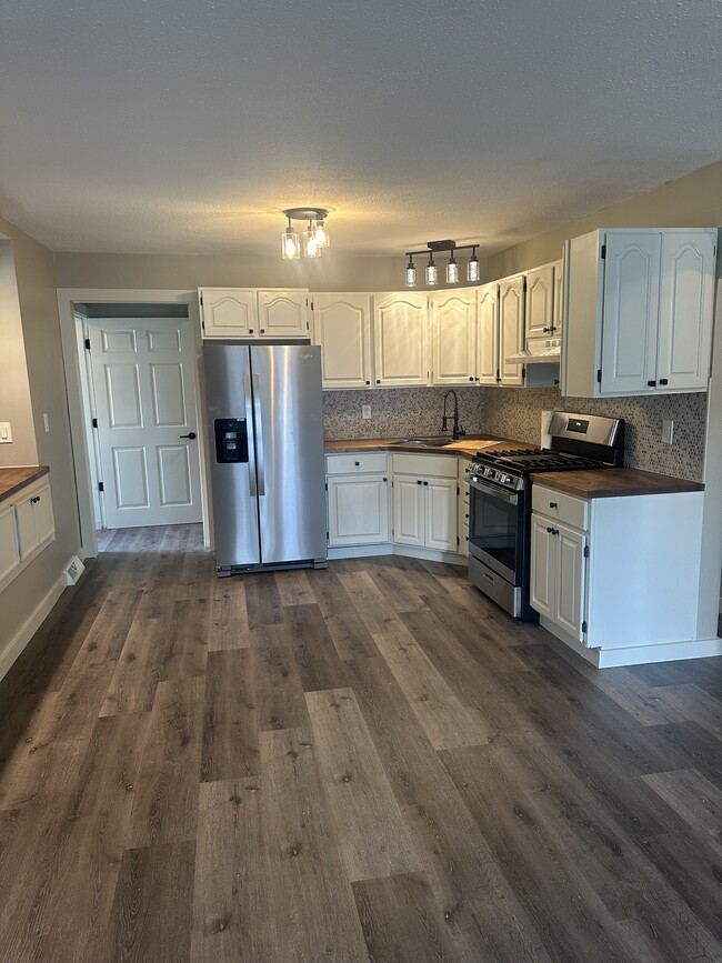 Photo - 1126 68th St Unidad 1126 68th St lower