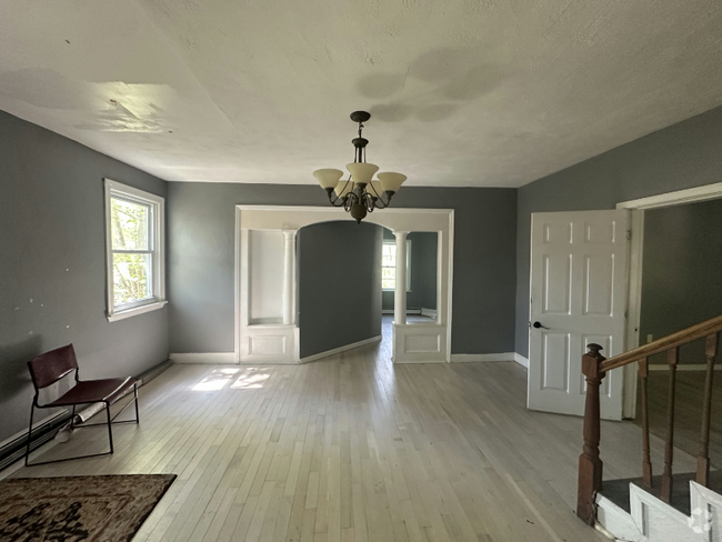 Building Photo - 12 Falkirk Ave Rental