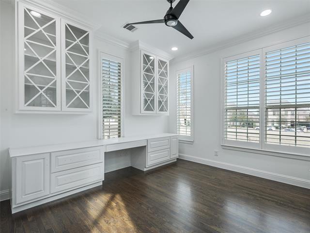 Photo - 1500 Le Mans Ln