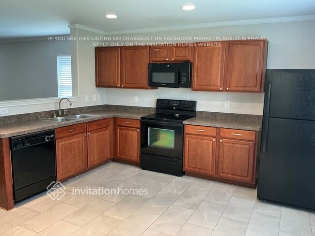 Photo - 402 Azalea Dr