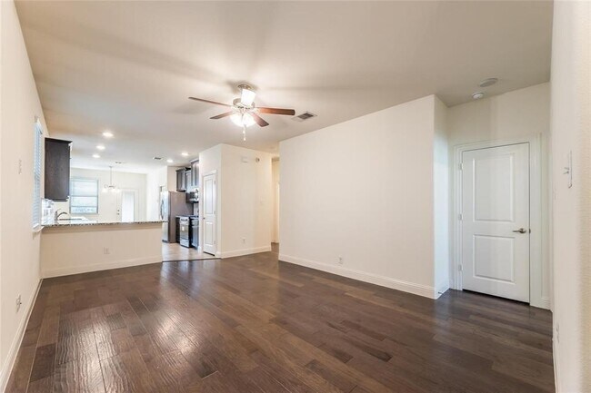 Photo - 7105 Wildflower Wy