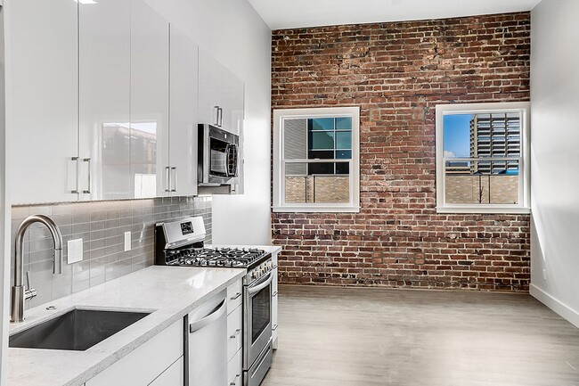 Photo - 423 Terry Apartments in the Heart of First...