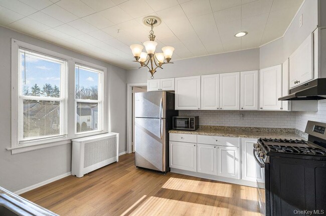 Photo - 135 Webster Ave Unit 2nd Floor