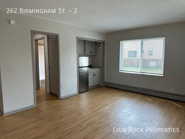 Photo - 262 Birmingham St Unidad 2