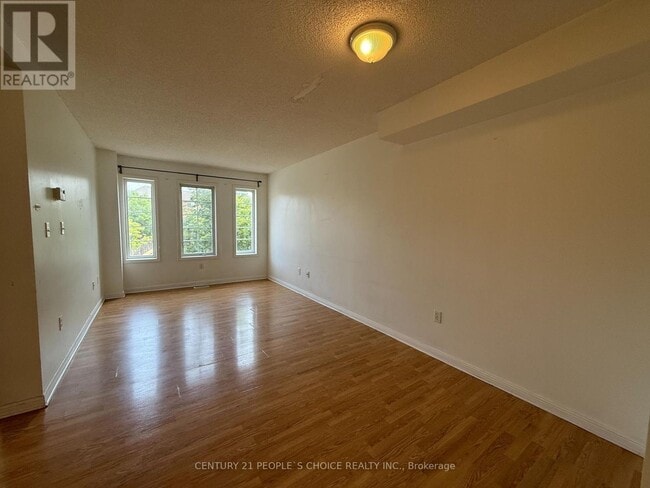 Photo - 80 Acorn Pl