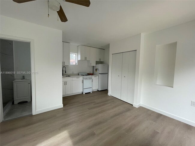 Photo - 2380 NW Flagler Terrace Unit S