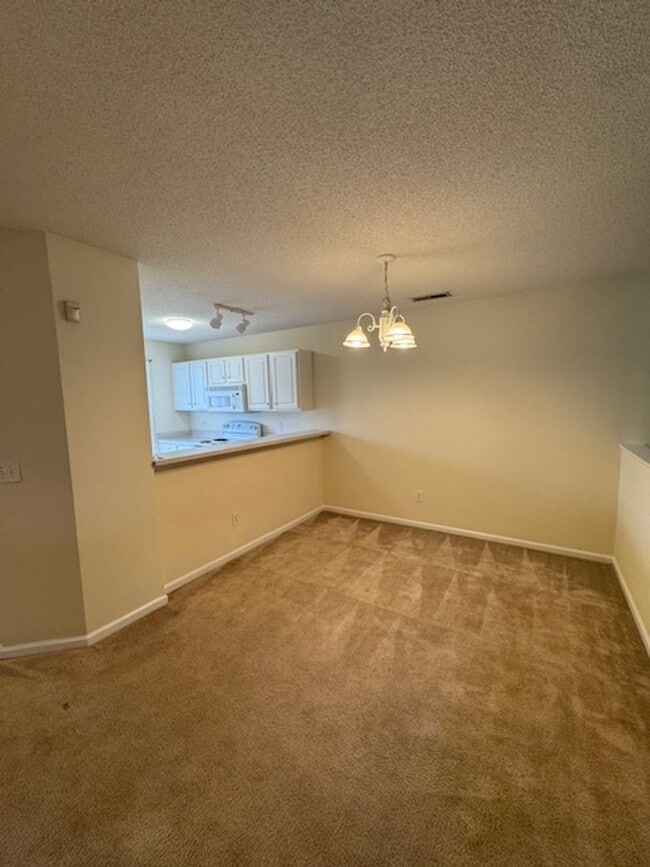 Photo - Holton Place - McClelland Dr.