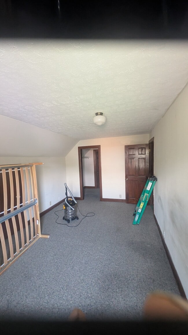 Photo - 7963 Pleasant Valley Rd