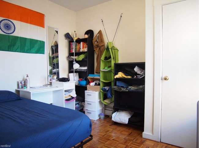 Photo - 1576 Tremont St