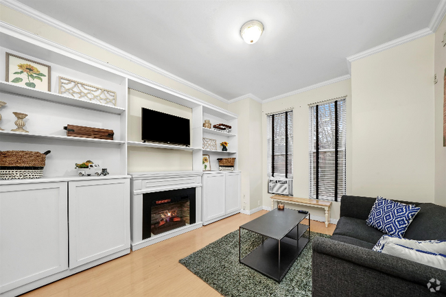 Building Photo - 901 S Bishop St Unit 2 Rental