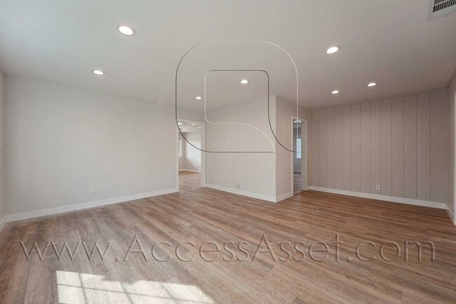 Photo - Spacious 4 Bed/2 Bath Home With EV Charger In Torrance!