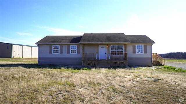 Building Photo - 305 Covenant Ranch Rd Rental