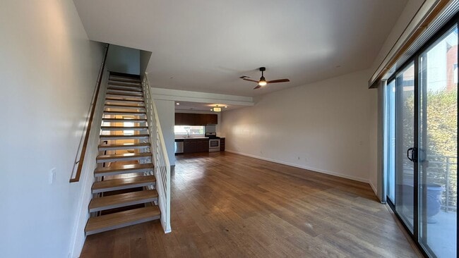 Photo - 488 Garden St