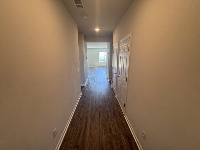 Photo - 710 Samuel Lee Ln