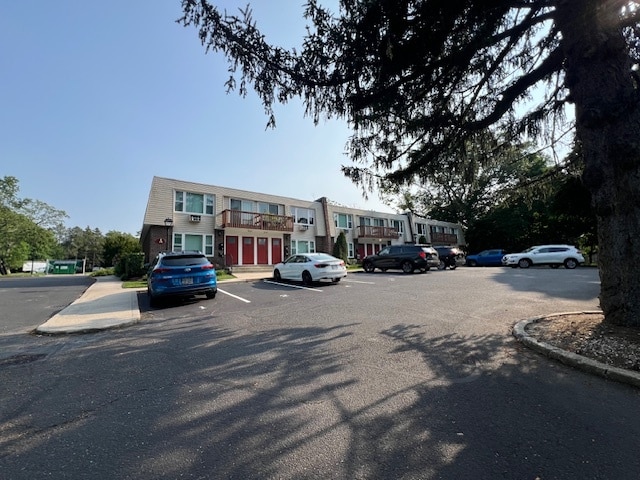 84 North Exterior - Jefferson Woods Apartments