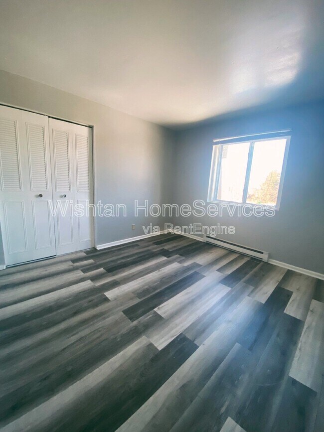 Photo - 220 Charleston Blvd Unit 6