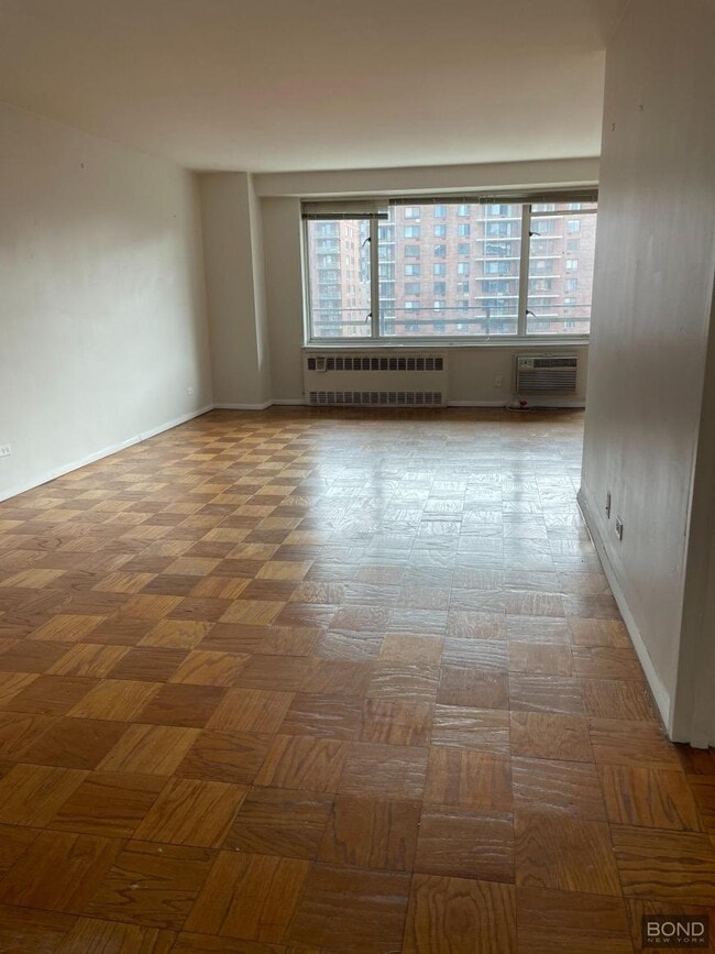 Building Photo - 1 bedroom in NEW YORK NY 10025 Unit 16N