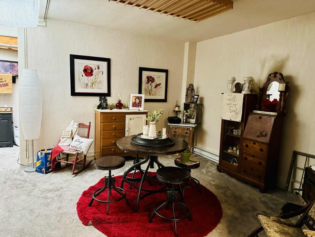 Photo - 160 N Main St Unidad 2