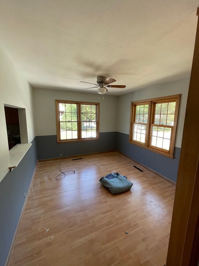 532 Capitol Dr