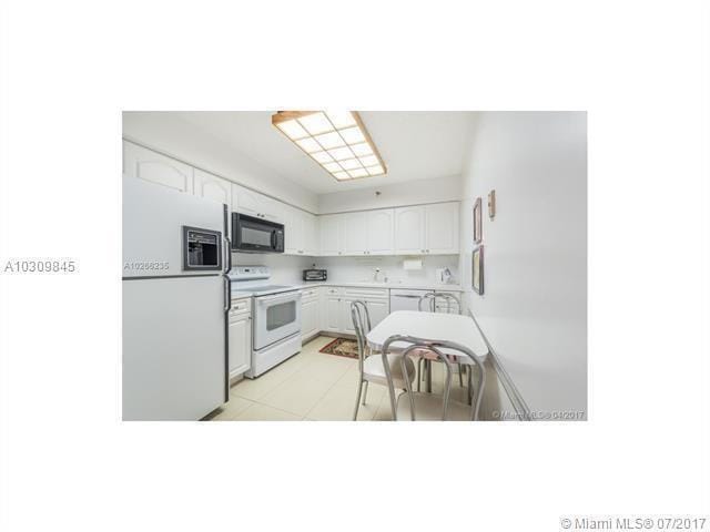 Photo - 3530 Mystic Pointe Dr Unidad 1603