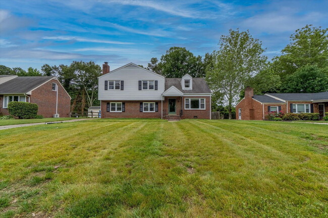 Building Photo - 8407 Pamela Dr