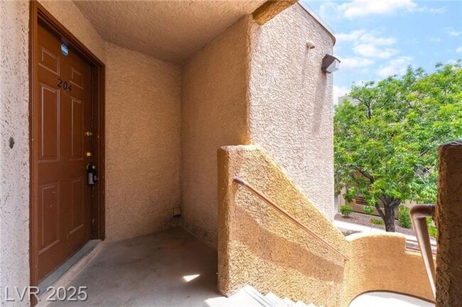 Photo - INVITING 2 BEDROOM TOP FLOOR CONDO IN A CE...